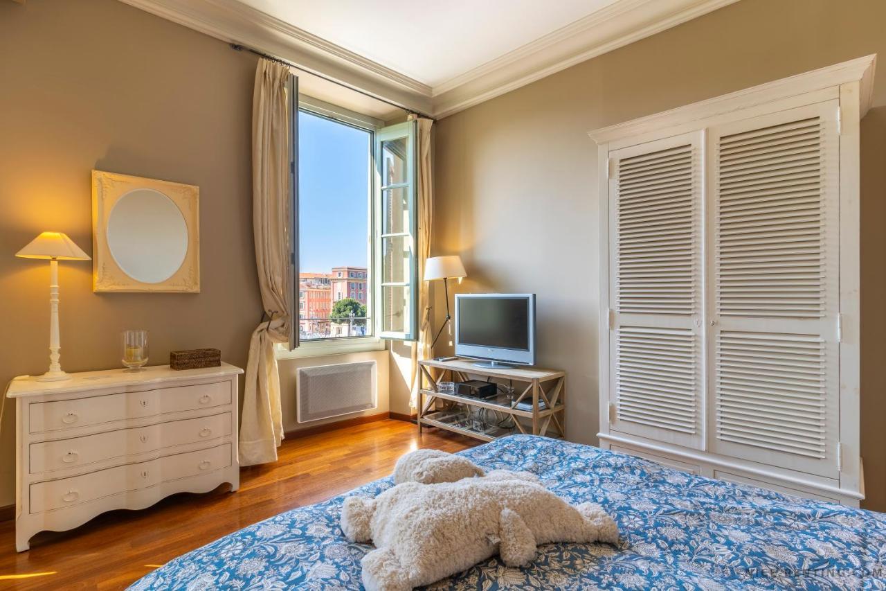 Nice Renting - 13 Massena - Live A Dream Luxury Loft - Place Massena Екстер'єр фото
